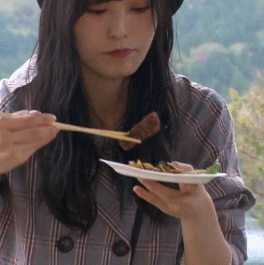 お肉食べる 山本彩 Gif 芦ノ湖 q お肉食べる 山本彩 Gif 芦ノ湖 q